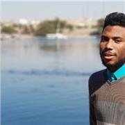 Professeur particulier donne des cours aux étudiants